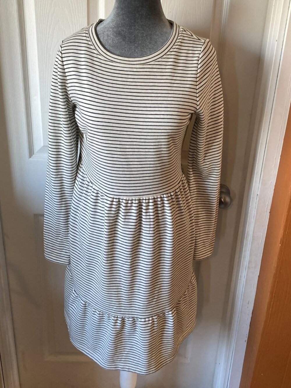 Loft Dress Women’s Size XS